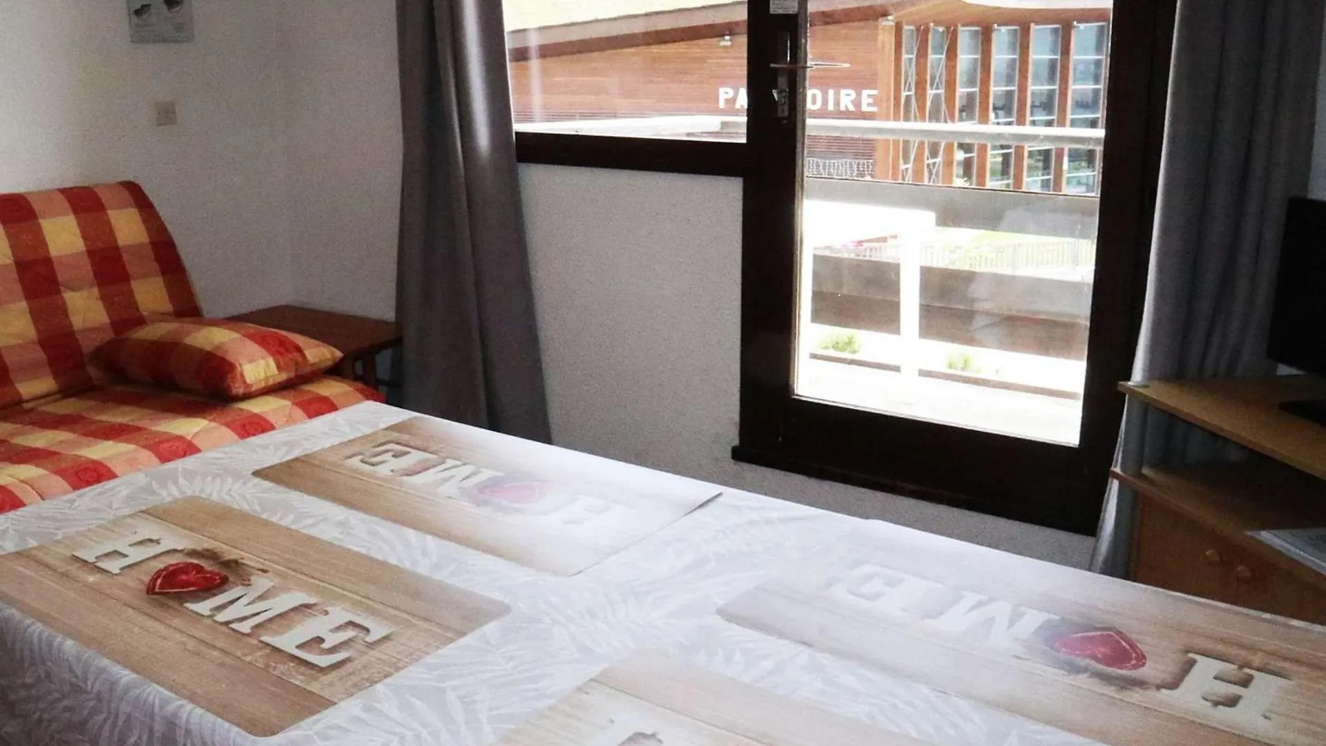 Studio 6 Pers Au Pied Des Pistes Avec Balcon - Les Orres - Fr-1-322-145 아파트